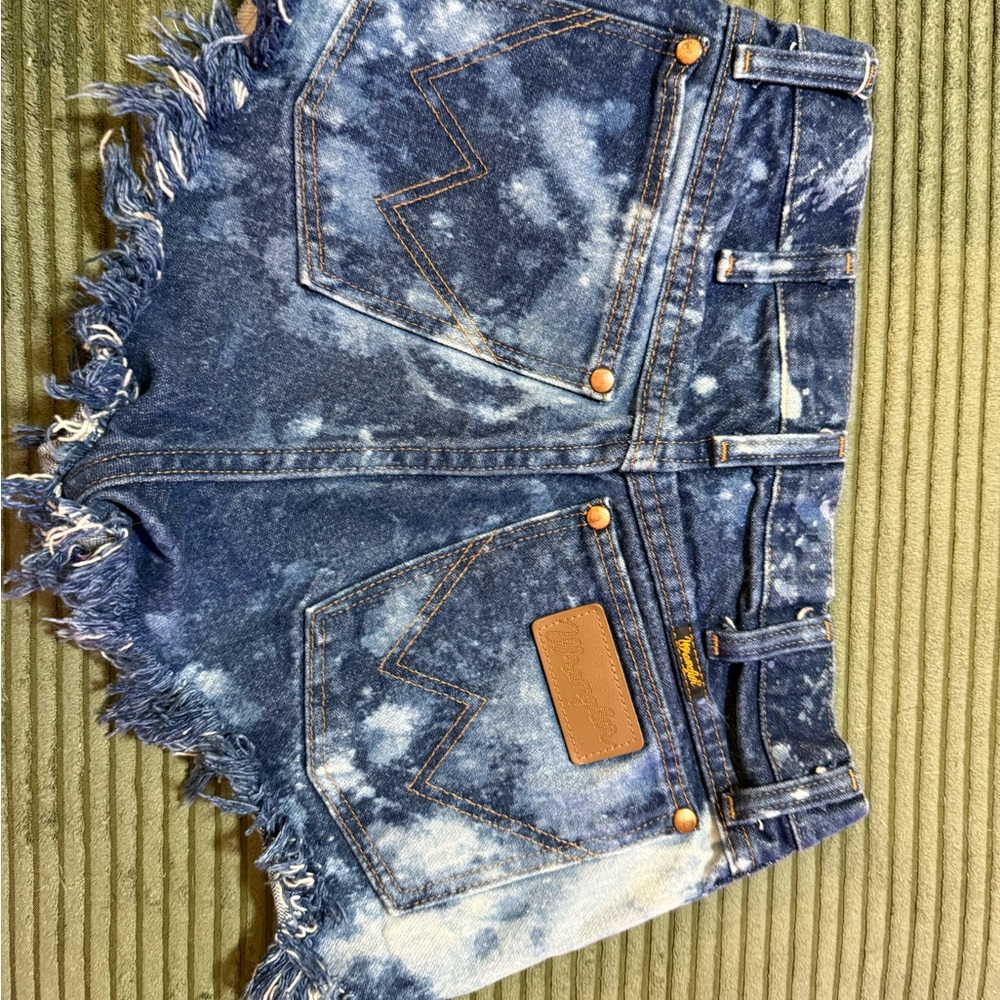 Wrangler Bleached Blue Denim Jean Shorts